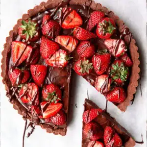chocolatestrawberrytart8portion_c340d8