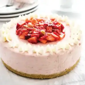 elegant-strawberry-cake-4-portion_1
